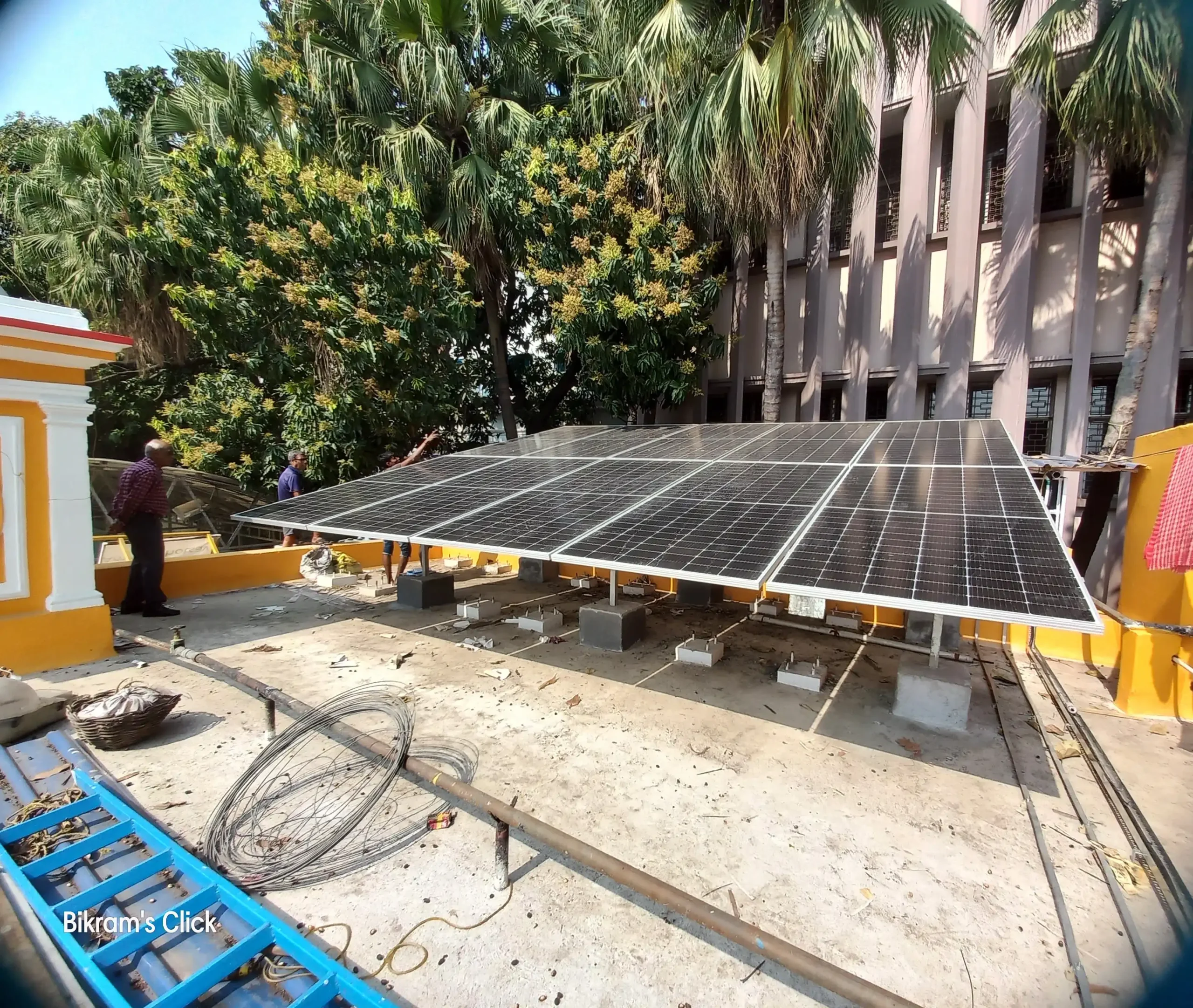 8KWp SOLAR POWER PLANT ( ON – GRID )